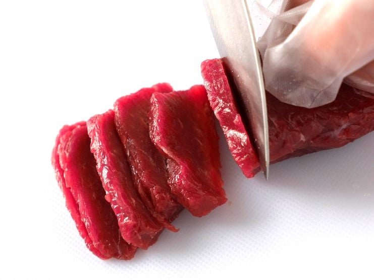 馬刺しの食べ方【スライス編】 - 馬刺しキングダム
