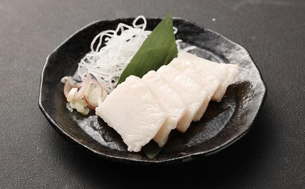 馬刺しキングダム　タテガミ　皿に盛り付けイメージ